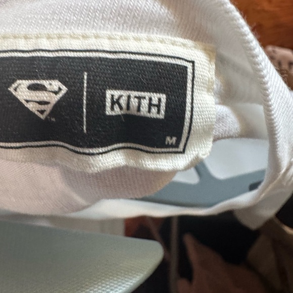 Kith White and Blue Graphic Tee - Picture 4 of 4